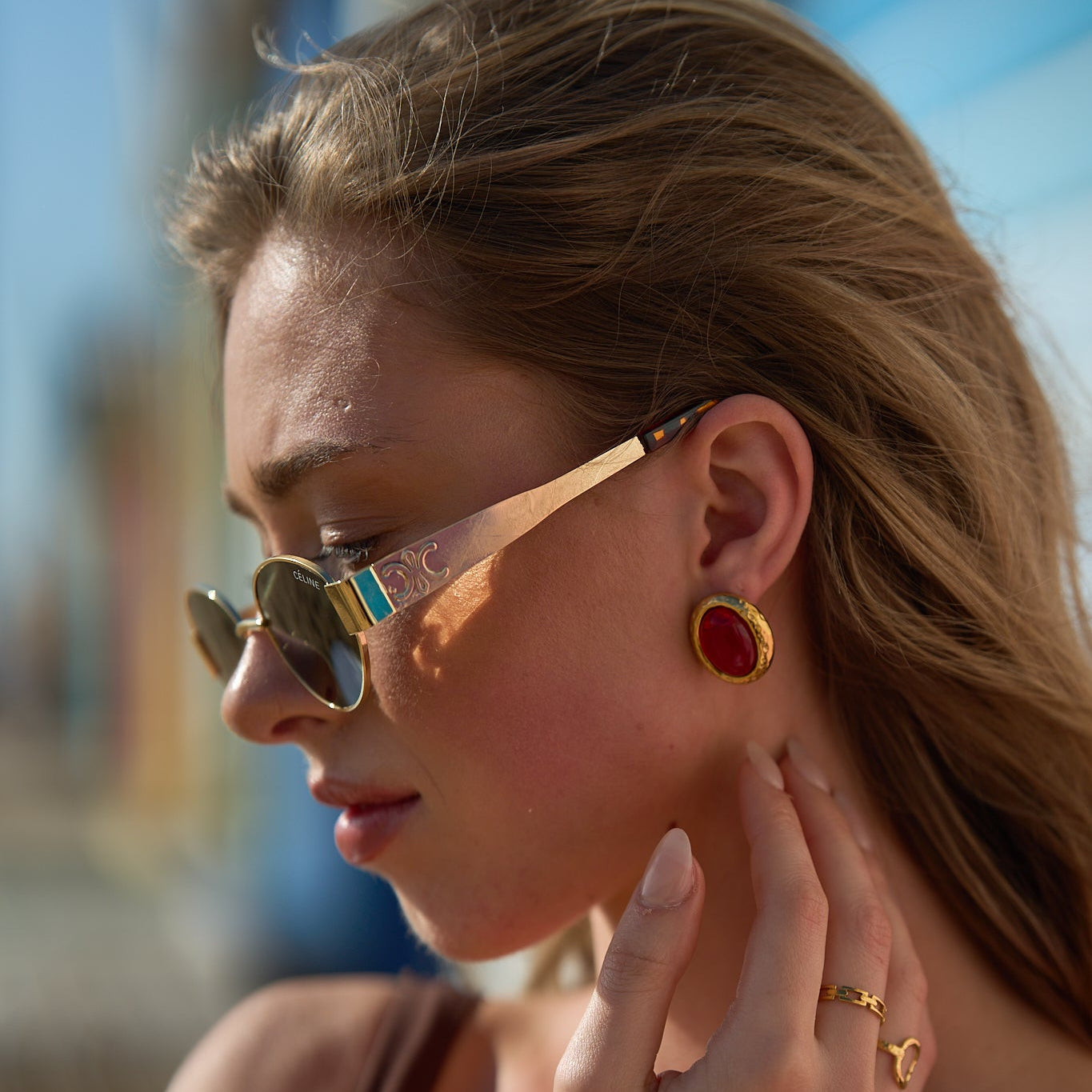 Shell-love Big Studs - Bold Elegance with a Coastal Touch