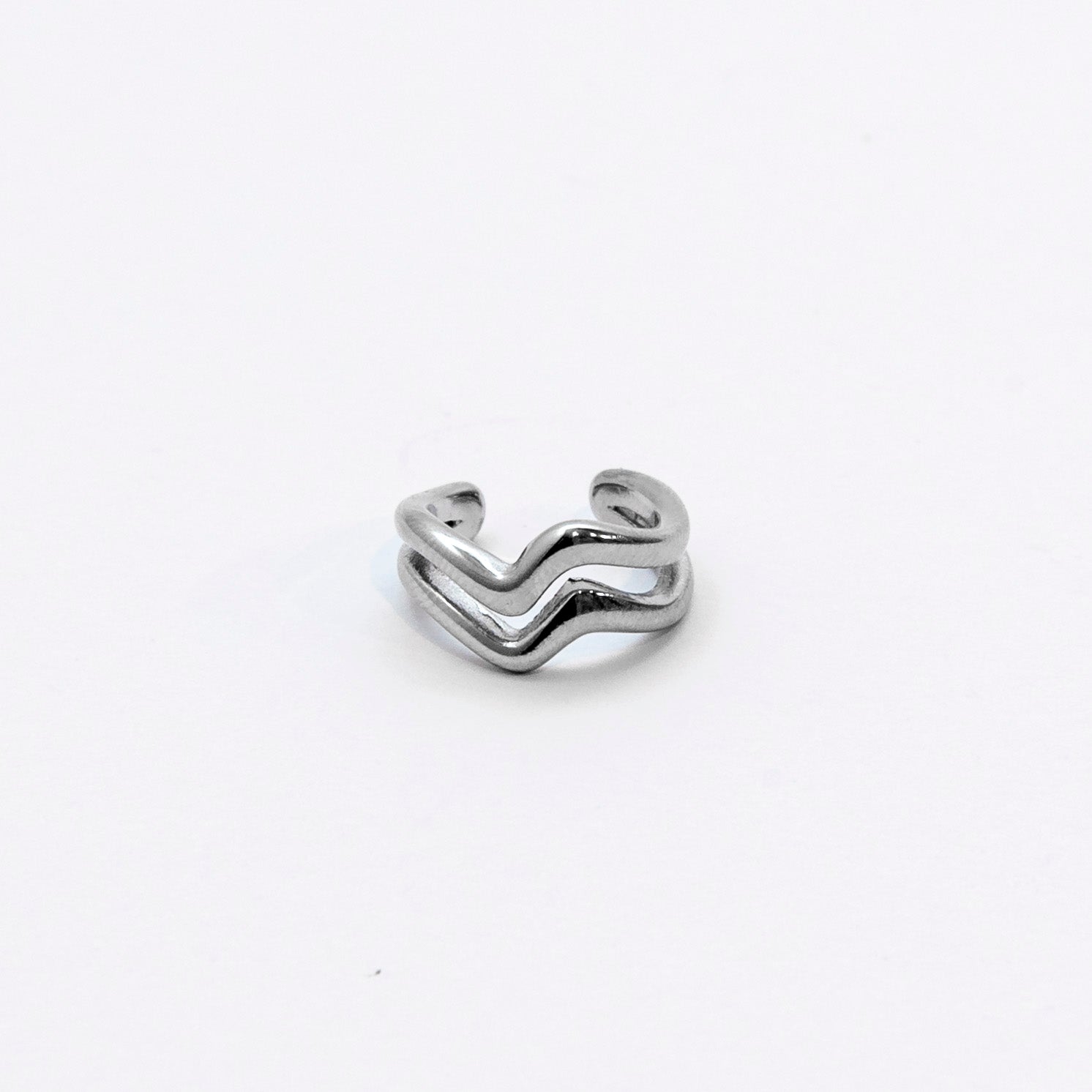 Wave Ear Cuff in silver