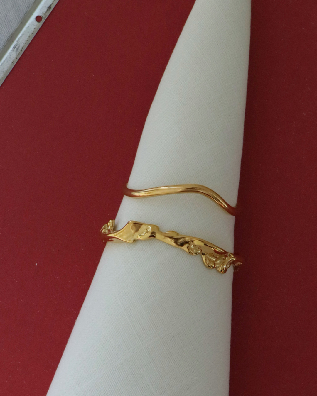 mila-giraldo-gold-bangles-product-jewellery